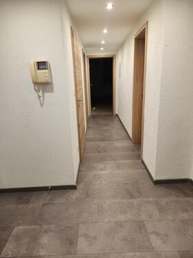 Foto - 3 Zimmer Wohnung zur Miete - 1.200,00&nbsp;EUR Kaltmiete, ca.&nbsp; 100,00&nbsp;m&sup2;