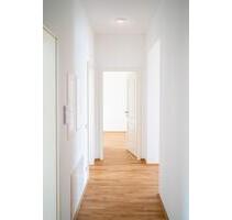 Moderne 3-Raumwohnung mit eigenem Gartenanteil - WE01 - Halle (Saale) Büschdorf