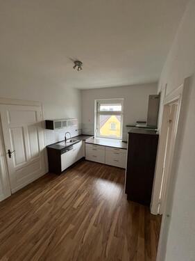 Foto - Helle 3- Zimmer-Wohnung mit Garage & Einbauküche