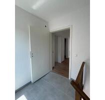 Traumhafte, kernsanierte 4-Zimmer-Wohnung mit Balkon - Hückelhoven