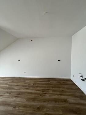 Foto - 2.5 Zimmer Dachgeschoßwohnung zur Miete in Weiterstadt