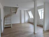 Foto - 4-Zi.-Maisonette-Wohnung im Dachgeschoss mit Balkon!