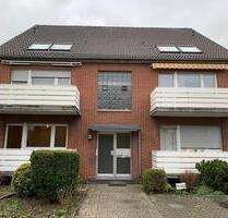 Tolle Wohnung 1. OG 2,5 ZKDB mit Balkon zum 01.02. in Wesel