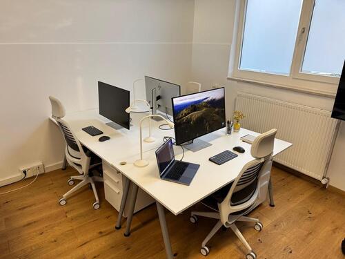 Foto - Coworking-Plätze im Design Studio - Sendling München Fester Tisch