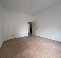 Frisch renovierte 3-Zimmer-Altbauwohnung mit hohen Decken im Erdg - Offenbach am Main Buchrain