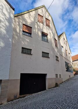 Foto - 7 Zimmer Mehrfamilienhaus, Wohnhaus zum Kaufen in Triefenstein