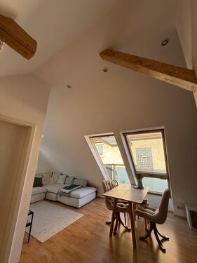 Foto - ANFRAGESTOPP Charmante 2-Zimmer-Dachgeschosswohnung Loft