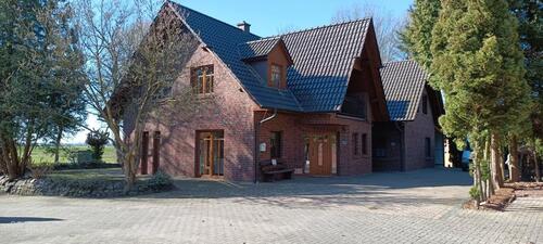 Foto - Wohnhaus mit Einliegerwohnung Top-A1-Anbindung