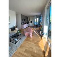 3-Zimmer Wohnung mit riesiger Dachterrasse in Berlin-Pankow