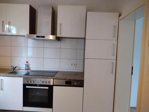 Foto - Erdgeschoss: 2ZKB, EBK, Bad mit Dusche, Balkon