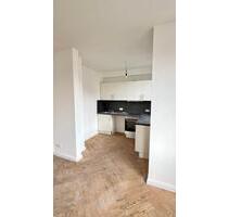 Erstbezug nach Sanierung – helle 3‑Zimmer‑Wohnung - Lübeck Sankt Jürgen