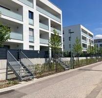 Neuwertige und modern möblierte Wohnung in Denkendorf