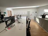 Foto - Arbeitsplatz, Büroplatz, Coworking Space- nice people welcome!