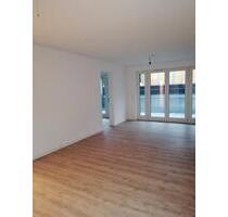 2 Zimmer Wohnung - 950,00&nbsp;EUR Kaltmiete, ca.&nbsp; 75,00&nbsp;m&sup2; in Falkensee (PLZ: 14612)