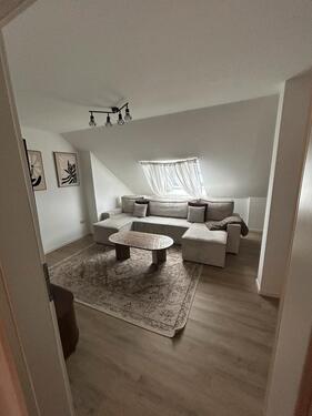 Foto - Schöne 3-Zimmer-Dachgeschosswohnung