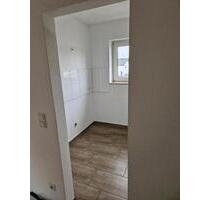 Haustiere und Kinder gerne gesehen!3 Zimmer renoviert,Garage - Grevenbroich Neuenhausen