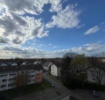 Charmante Wohnung - Zentral mit Blick auf die Rheinebene - Bensheim Charmante Wohnung - Zentral mit Blick auf die Rheinebene - Bensheim