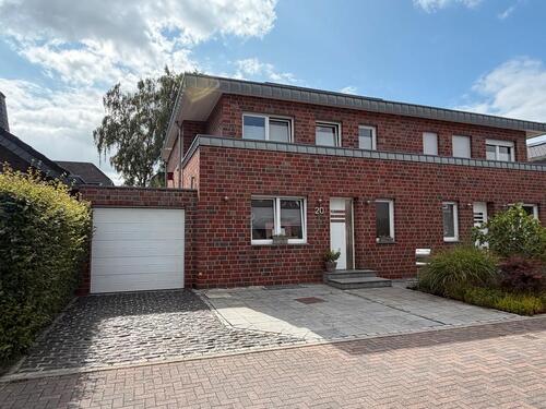 Foto - Baesweiler Märchenviertel: DHH, 4 Schlafz., Sauna, PV, prov-frei