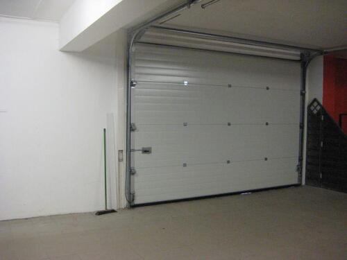 Foto - Lagerhalle Lager Einlagerung Garage Werkstatt Halle Stellplatz