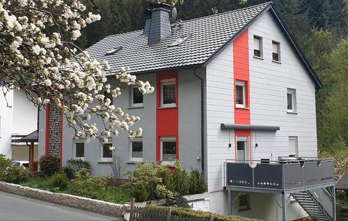 Foto - Gepflegte 4-Zimmerwohnung mit Gartenmitbenutzung in ruhiger Lage