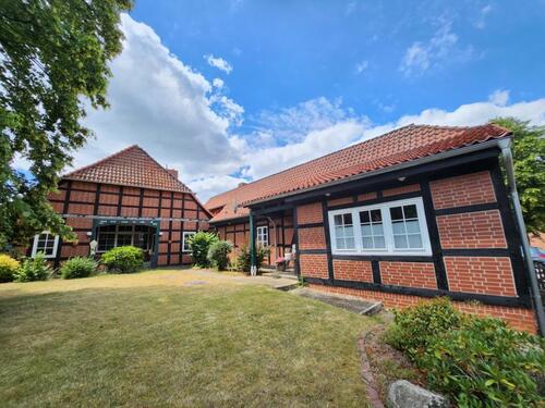 Foto - 9 Zimmer Einfamilienhaus zum Kaufen in Neustadt am Rübenberge