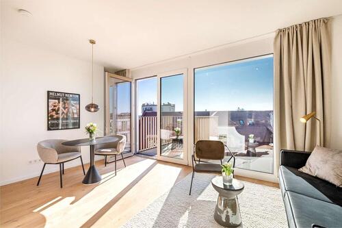 Foto - Stylisch-luxuriös möblierte 1-Zimmer-Wohnung mit Balkon