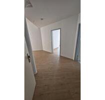 3-Raum-Wohnung mit Balkon - wohnen in einer alten Papierfabrik - Magdeburg Neue Neustadt