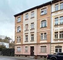 Charmante 3-Zimmer-Wohnung mit Balkon in gepflegtem Altbau - Weißenfels