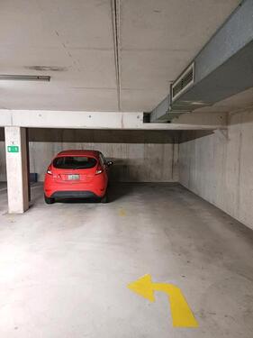 Foto - Tiefgaragenplatz - 70,00 EUR Miete,