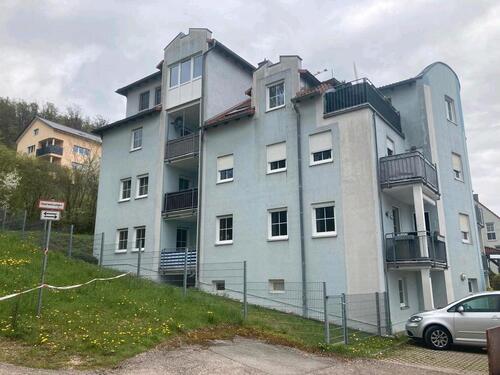 Foto - Schöne 3 Zimmer Wohnung mit Balkon und 2 TG Plätze