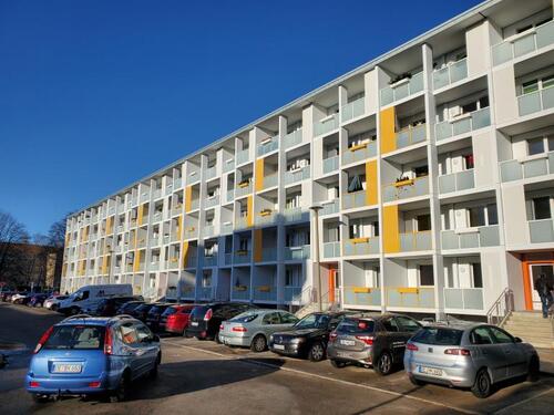 Foto - 4-Zimmer-AUFZUG-BALKON - 515,00&nbsp;EUR Kaltmiete, ca.&nbsp; 70,05&nbsp;m&sup2;