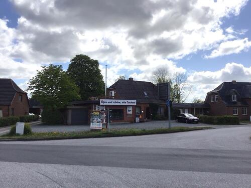 Foto - Ladengeschäft mit repräsentativer auffälliger Außenfläche