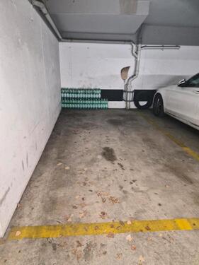 Foto - TG-Stellplatz zu vermieten – Stuttgart Nord Nordbahnhof – 110 €