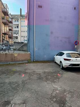 Foto - Stellplatz in Hinterhof Stuttgart Ost