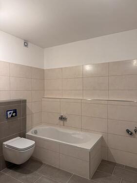 Foto - Erstbezug, neu renovierte Wohnung, 4 Zimmer, ca. 100qm, Aidenbach