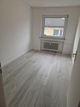 Foto - Schöne Renovierte 3-Zimmer Wohnung in Wuppertal-Barmen - WE Nr. 7