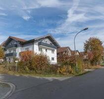 Schöne Dachgeschosswohnung - 850,00&nbsp;EUR Kaltmiete, ca.&nbsp; 106,00&nbsp;m&sup2; in Zwiesel (PLZ: 94227)