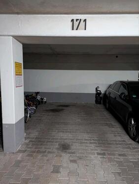 Foto - Tiefgaragenstellplatz Bogenhausen Stefan-George-Ring