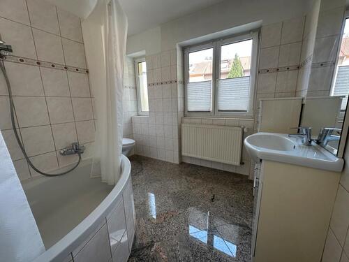 Foto - Stilvolle, 2-Zimmer-Wohnung mit EBK in Stuttgart-Ost