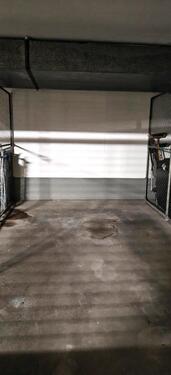 Foto - Tiefgaragenstellplatz zu vermieten