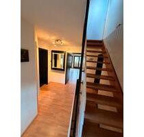 Großzügige 120qm Wohnung - 950,00&nbsp;EUR Kaltmiete, ca.&nbsp; 120,00&nbsp;m&sup2; in Alpirsbach (PLZ: 72275)