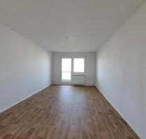 ***Ab 20.06.2026***Licht, Luft & Aussicht – frisch renovierte 2‑Zimmer‑Wohnung mit Balkon*** - Leipzig Lausen-Grünau