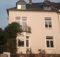 3-Zimmer-Wohnung im Stilaltbau mit Balkon - Frankfurt am Main Nord-Ost