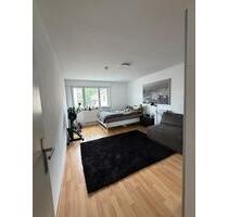 Stuttgart-West WG-Zimmer in 2er WG 100qm Aufzug Balkon