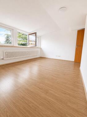 Foto - Helle 6 Zimmer Wohnung zur Miete