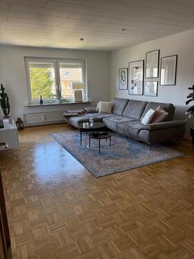 Foto - Lichtdurchflutete 3-Zimmer-Wohnung mit Balkon und Garage
