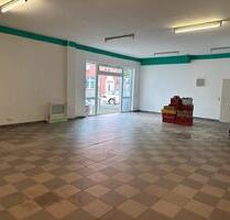 Lager zu Vermieten - 650,00 EUR Kaltmiete, in Oberhausen (PLZ: 46119) Rothebusch