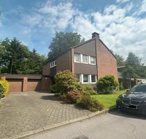 Hochwertig Sanierte Erdgeschosswohnung mit Garten und Garage - Bochum Günnigfeld