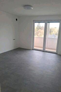 Foto - 4 Zimmer Wohnung - 1.150,00&nbsp;EUR Kaltmiete, ca.&nbsp; 96,00&nbsp;m&sup2;