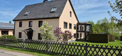 Foto - EFH mit 2 WE incl. Werkstatthalle, Pool, Wintergarten,Sauna,Kamin